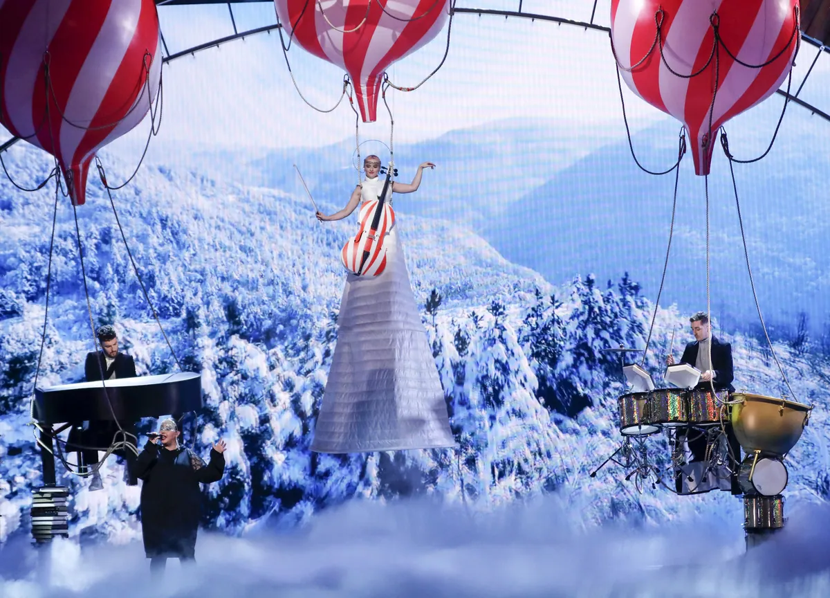 Clean Bandit 2018, lighting and production design by Rob Sinclair