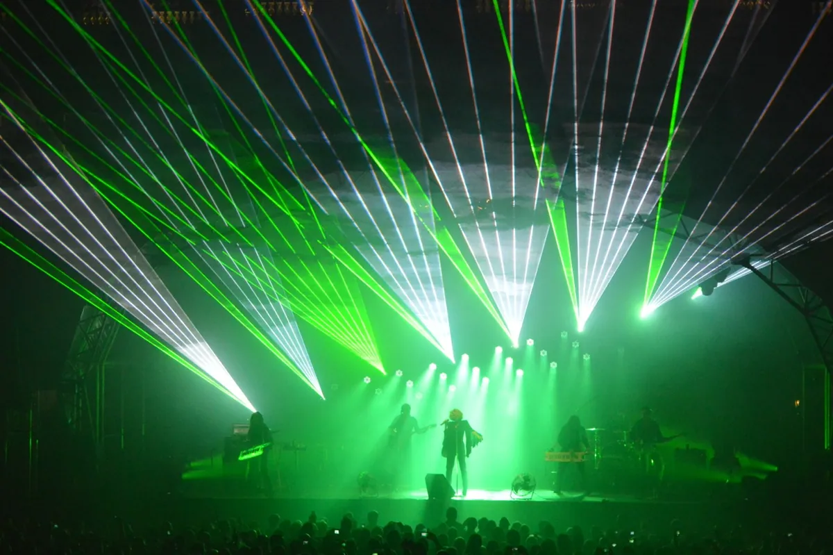 Goldfrapp, lighting and production design by Rob Sinclair
