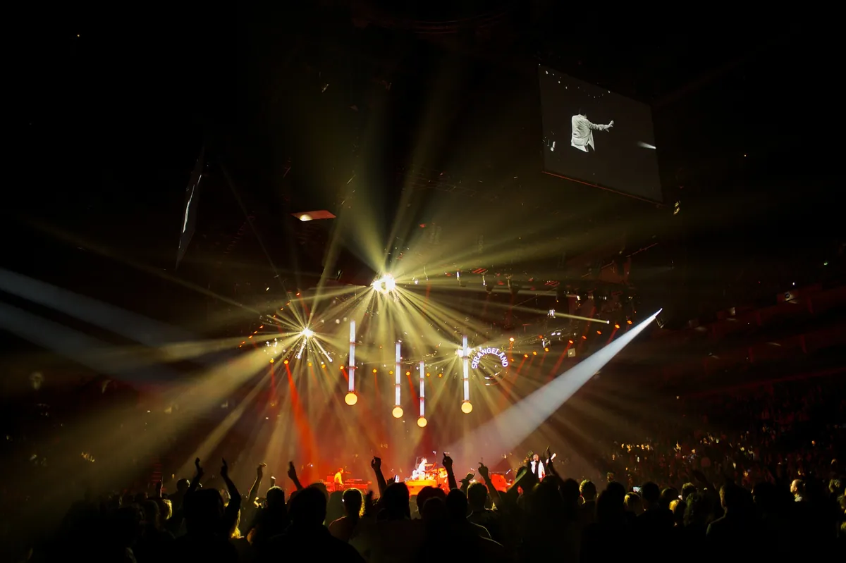 Keane, lighting and production design by Rob Sinclair