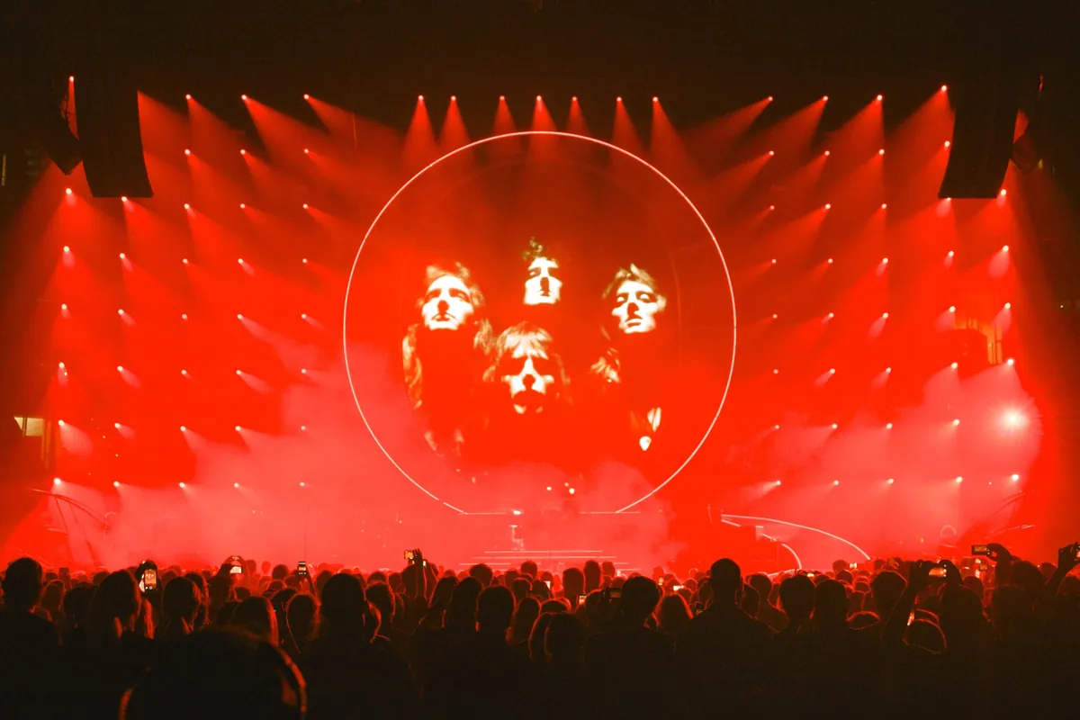 Queen + Adam Lambert 2014, lighting and production design by Rob Sinclair