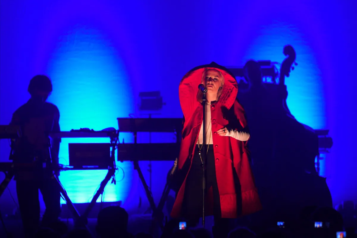 Roisin Murphy 2008, lighting and production design by Rob Sinclair