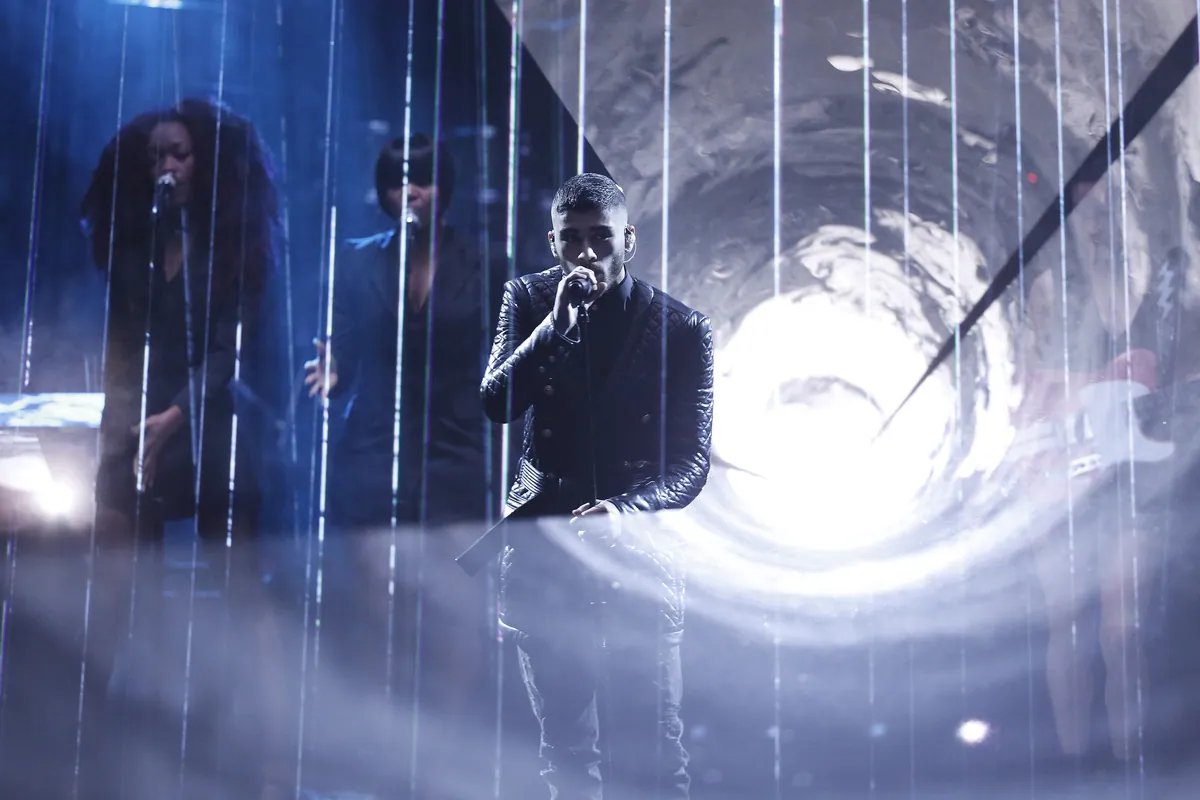 Zayn, lighting and production design by Rob Sinclair
